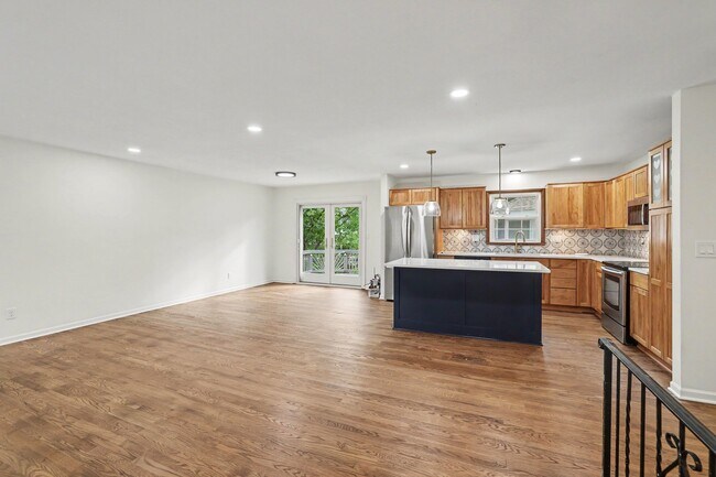 Photo - 9603 Knox Dr