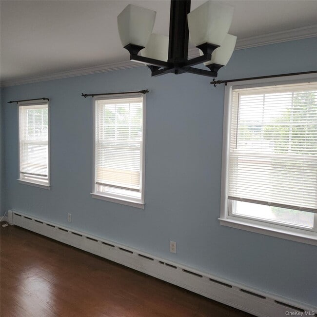 Photo - 90 Hildreth Pl