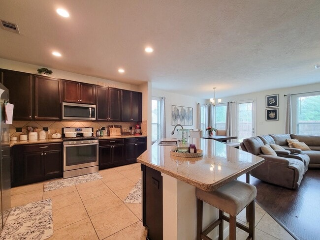 Photo - 5046 Longlane Dr