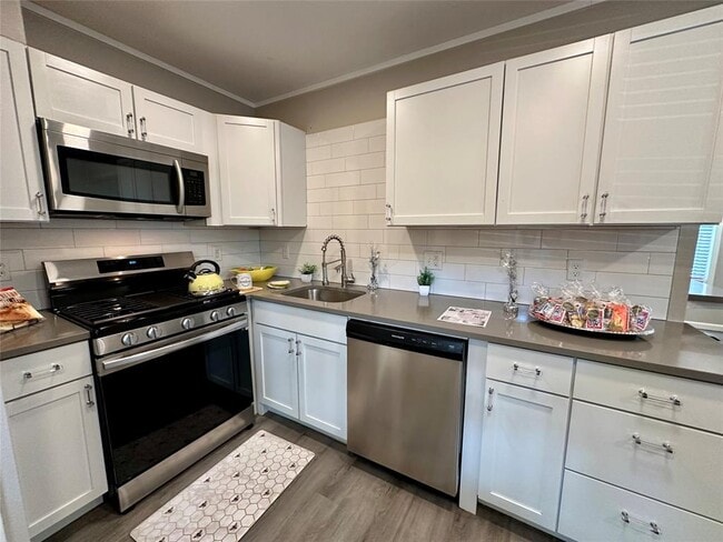 Photo - 2612 Rogers Ave