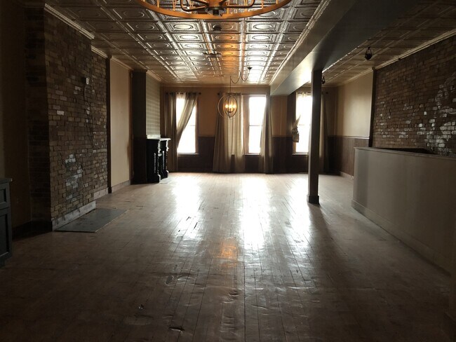 Photo - 2222 E Carson St Unit 2