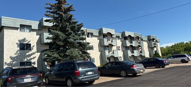 Photo - 5322-5346 46 St Unit WB-2205