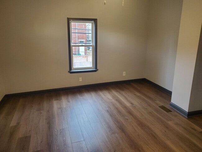 Photo - 957 Harrison Ave Unidad A