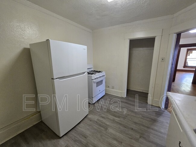 Photo - 120 1/2 Harrison Street