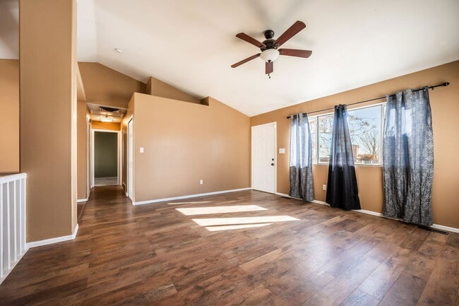 Photo - 4645 Ridge Dr