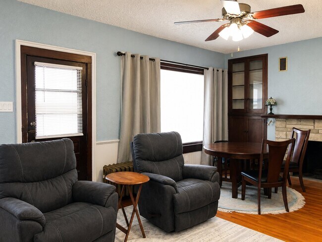 Photo - 1007 Spring St