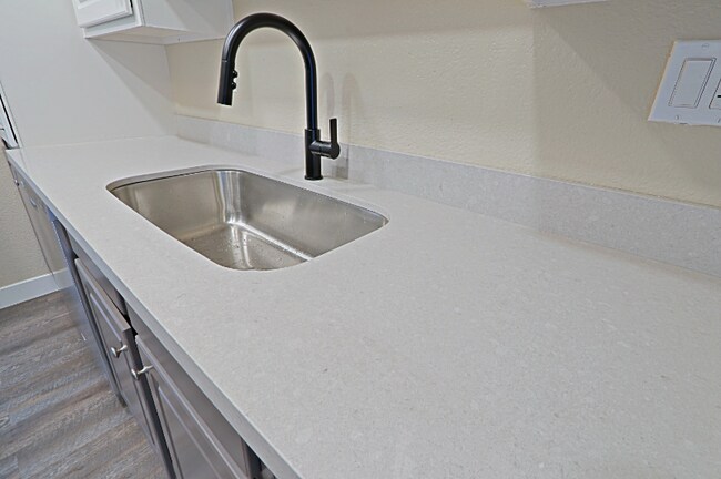 Photo - 3810 N Maryvale Pkwy Unit 2008