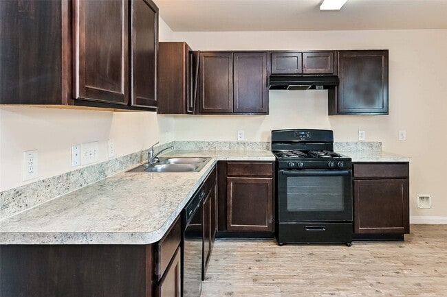 Photo - 4211 Farmers Pass Rd