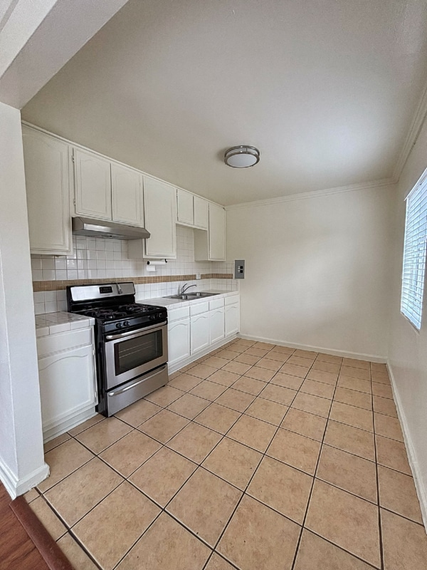 Building Photo - 1701 Coronado Ave