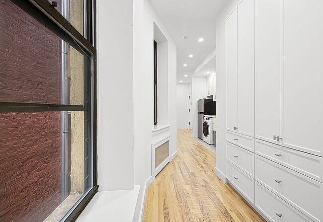 Photo - 27 W 84th St Unidad 4RE