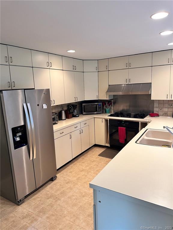 124 Main St Rental House Rental in Salisbury, CT