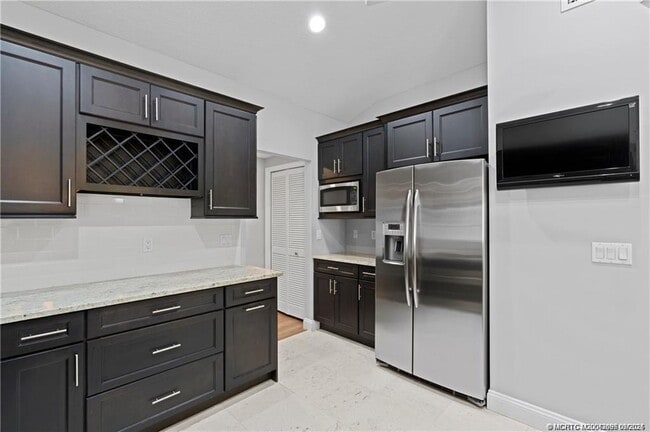 Photo - 931 SW 30th St