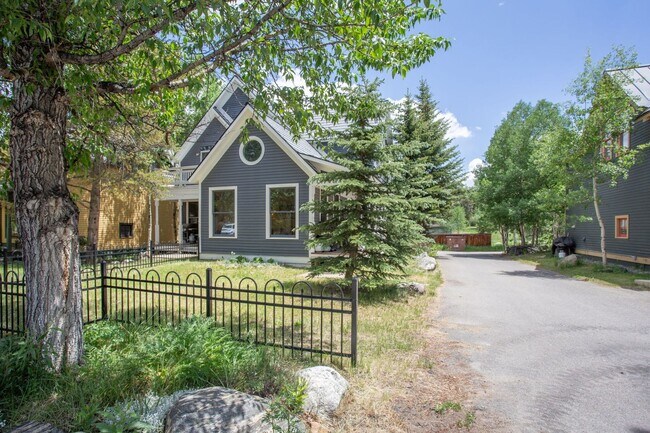 Year lease! Downtown Breck! Walk to town a... - Year lease! Downtown Breck! Walk to town a... Casa