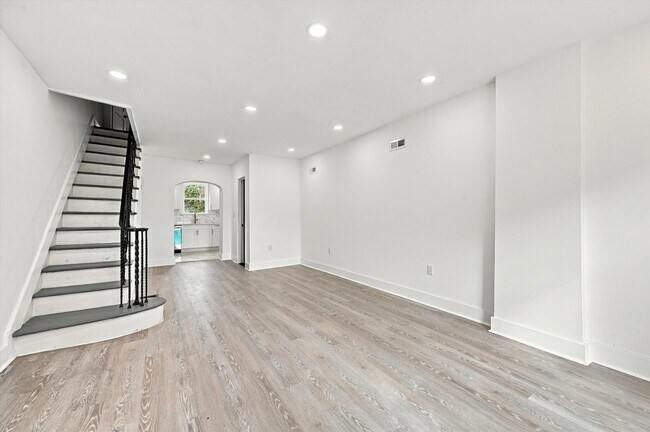 1224 N St Bernard St