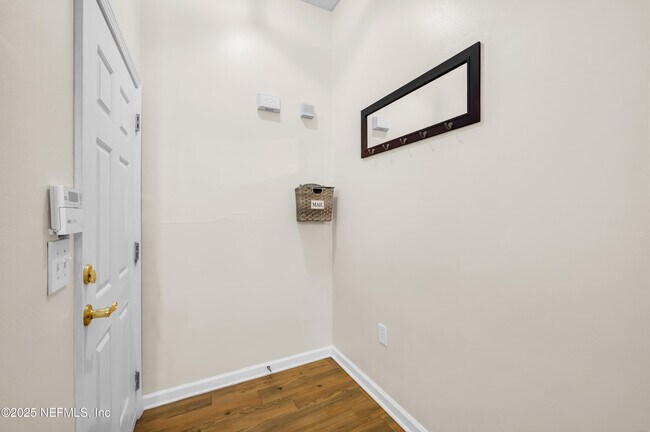 Photo - 7920 Merrill Rd Unidad 1004