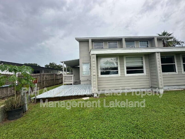 Photo - 1108 Country Club Ln