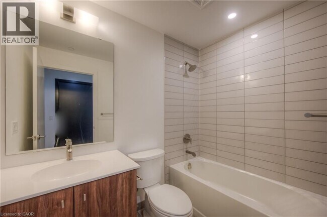 Photo - 15 Wellington St S Unité 609