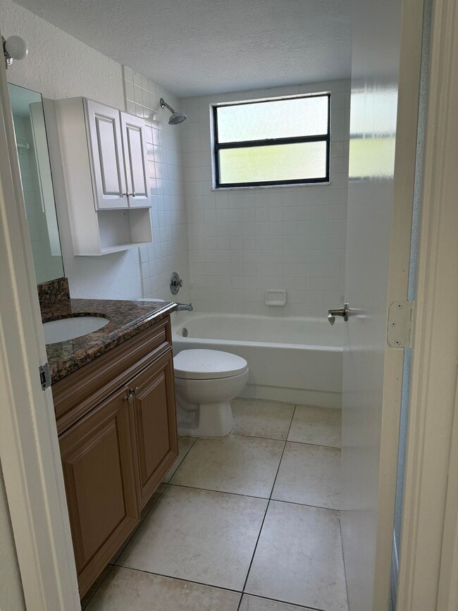 Photo - 1661 Balfour Point Dr Unit G