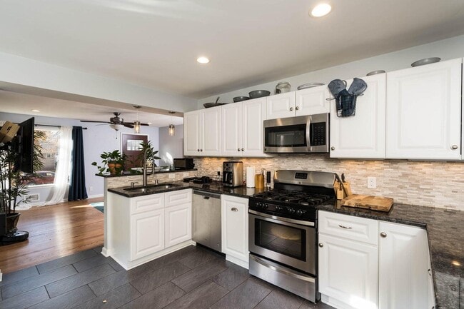 Photo - 6434 N Willow Glen Ln
