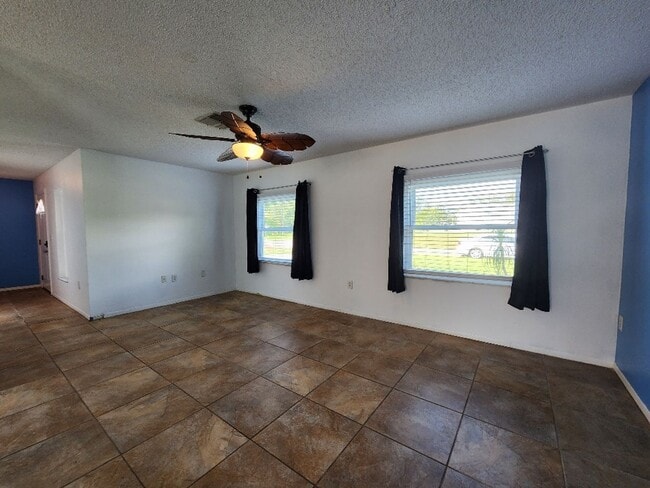 Photo - Gorgeous Pool Home in Spring Hill