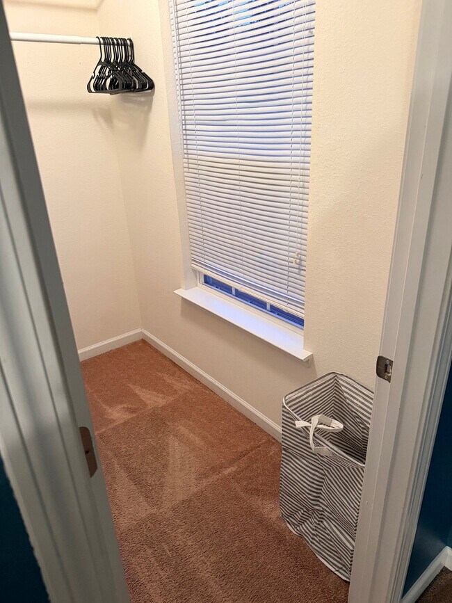 22 Guernsey Dr