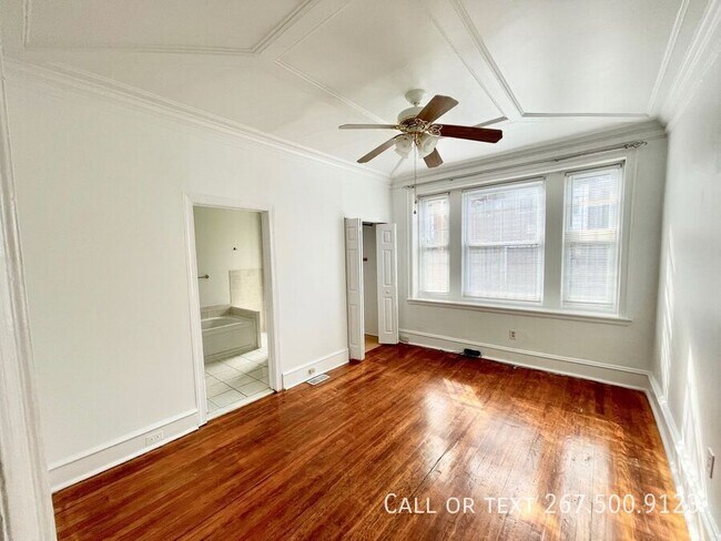 Photo - 4640 Sansom St Unidad A