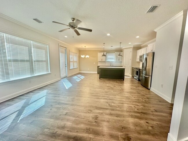 Photo - 65 Laurel Oaks Dr