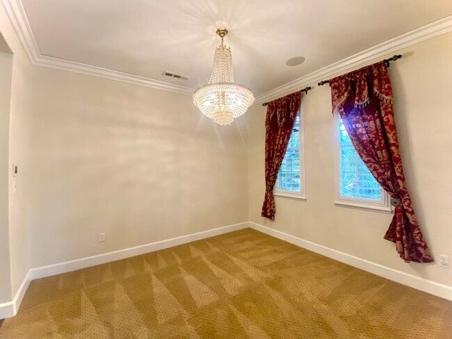 Photo - Dazzling 5-bedroom home in Fremont – Ardenwood Neighborhood!