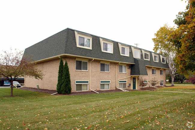 Shaker House Apartments - Shaker House Apartments