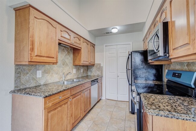 Photo - 5640 Cedar Creek Dr
