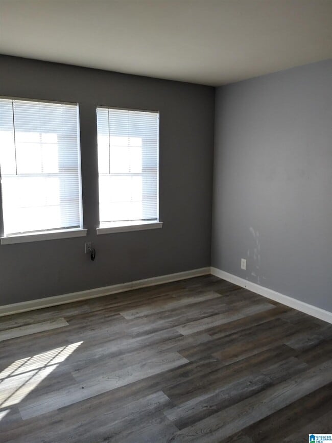 Photo - 5414 Ave D