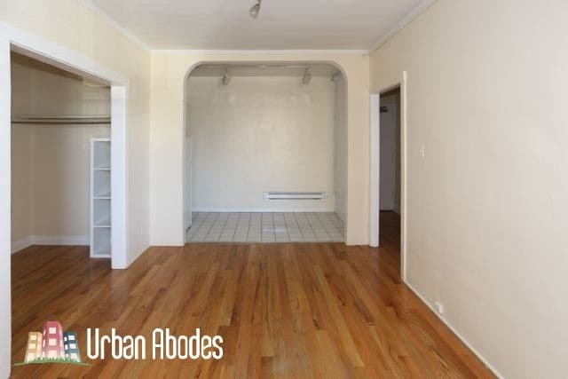 Photo - 523 W Melrose St Unit A02C