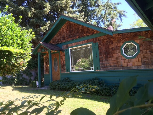 Photo - 1036 6th Ave