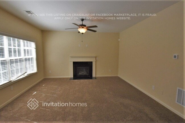 Photo - 2560 Freemont St