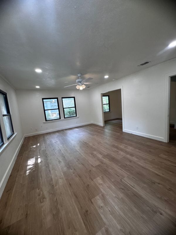 Photo - 1302 Hickory St