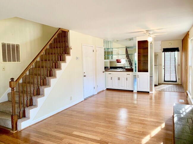 Photo - 179 Woodmont Blvd Unit B