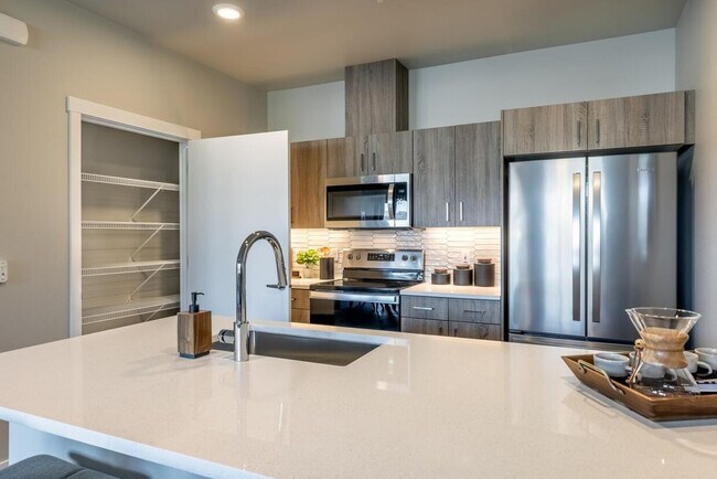 Photo - 3495 SE Reed Dr Unidad SI ID1267686P