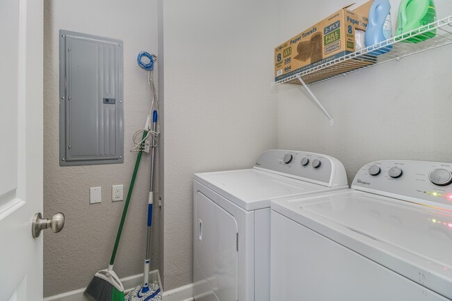 Photo - 15971 S Crestview Dr Unit 15971