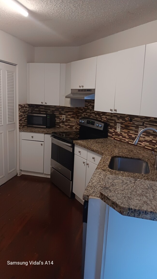 Building Photo - 6276 NW 186th St Unit 303 Rental