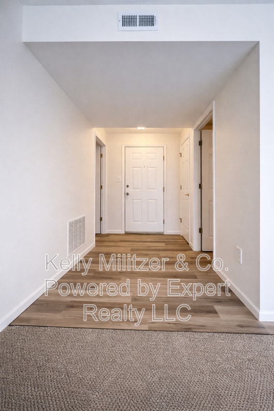 Photo - 406 S Church St Unit 512