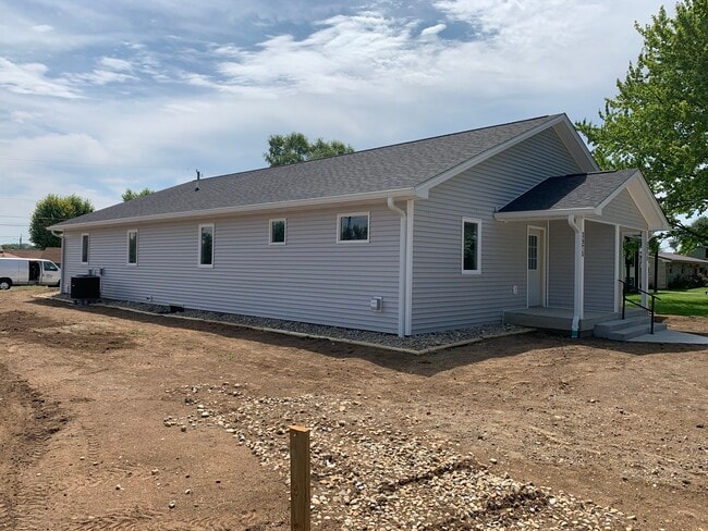 Building Photo - 3973 N 150 W Rental