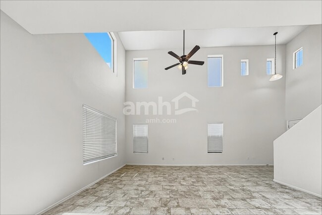 Photo - 17238 W Maui Ln