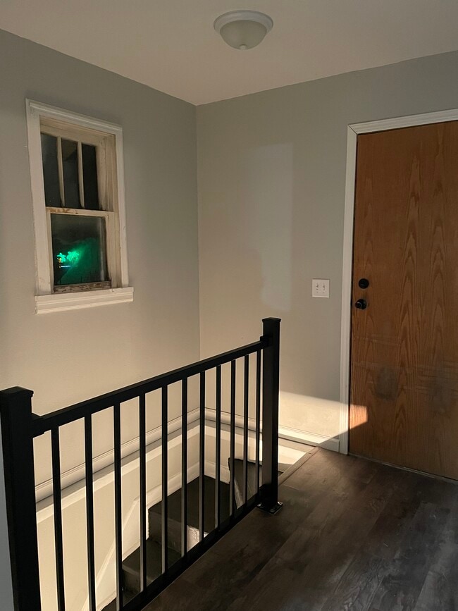 Photo - 639 S Main Ave