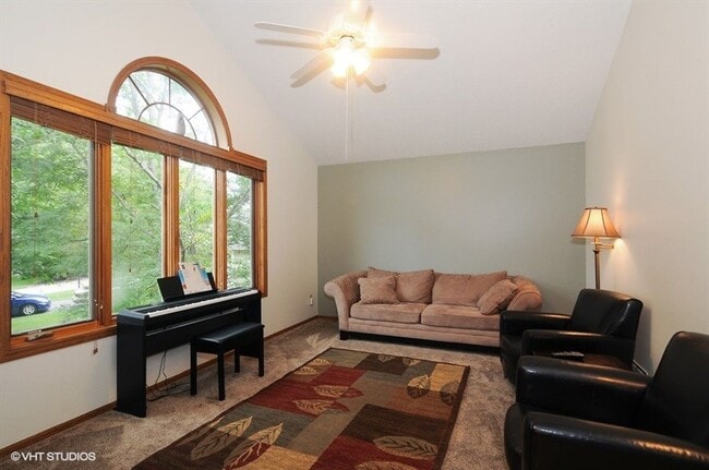 Photo - Spacious 5BR Home on Cul-de-Sac – Available June 1