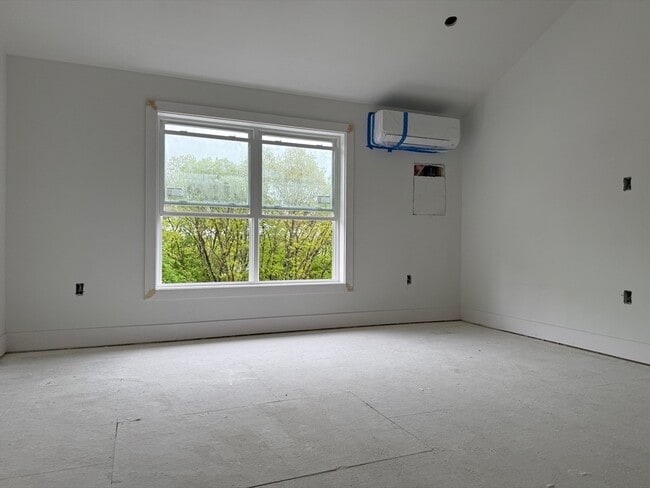 Photo - 251 Sladen St Unit 103