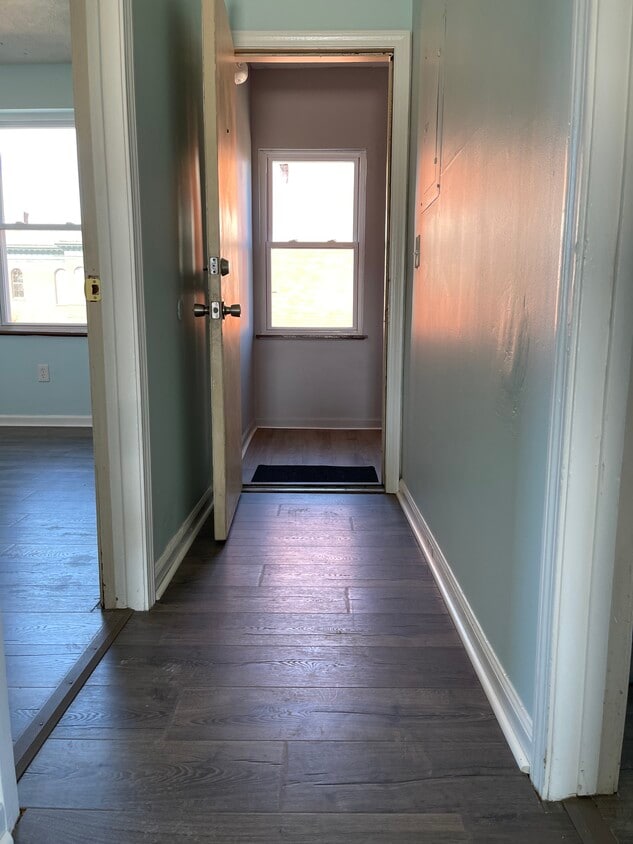 Photo - 150 Russ St (Hartford, CT)