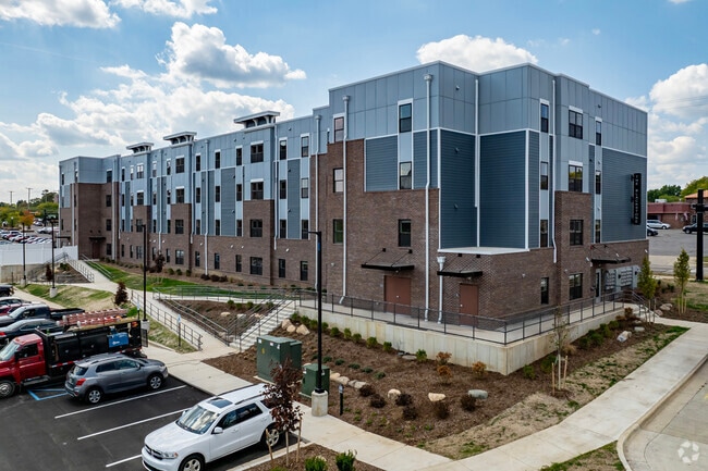 Building Photo - The Blackstone Rental