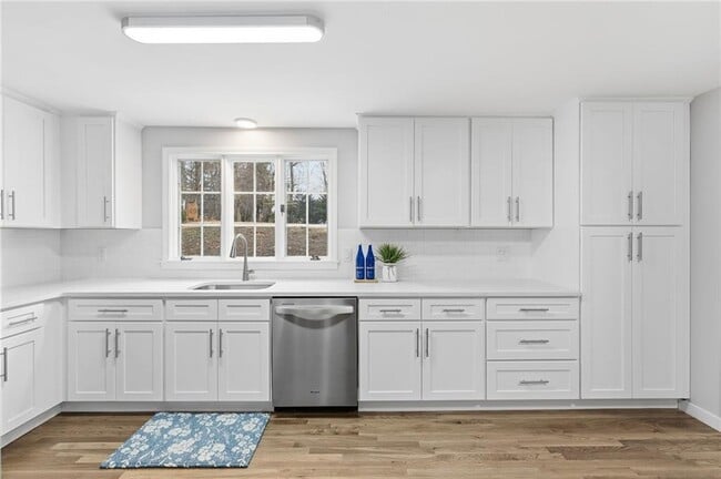 Photo - 38 Juniper Ln