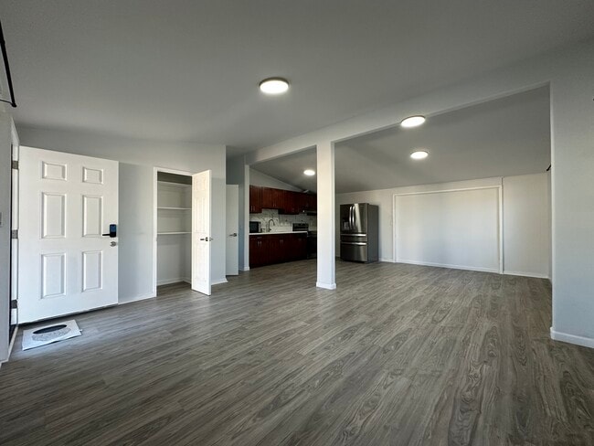 Building Photo - 99-741 Hulumanu St Unit 103