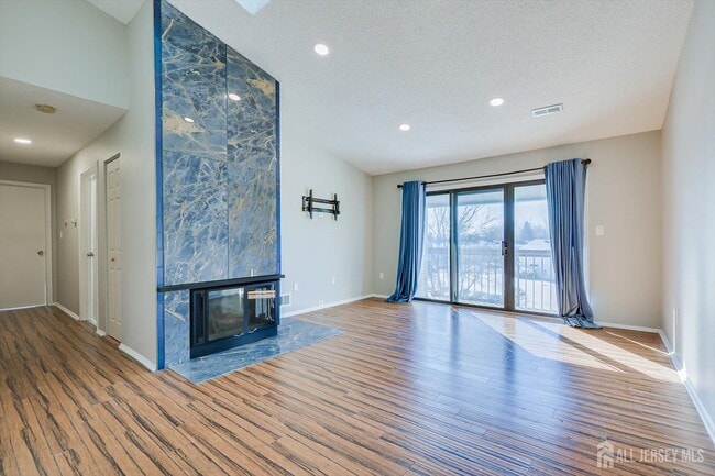 Photo - 344 Danbury Ln Unit 344